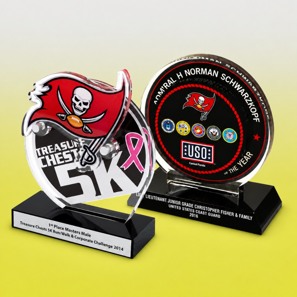 Buccaneers Treasure Chest 5K and USO awards