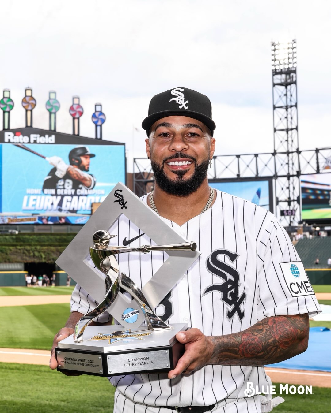 Leury Garcia with trophy